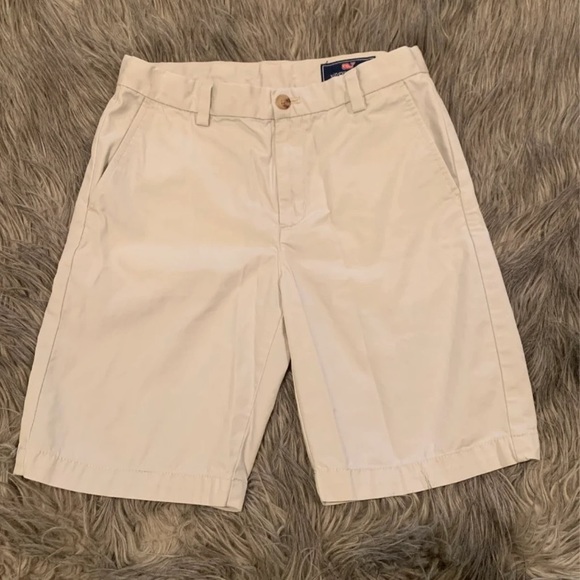 Vineyard Vines Other - Vineyard Vines 12 light khaki shorts